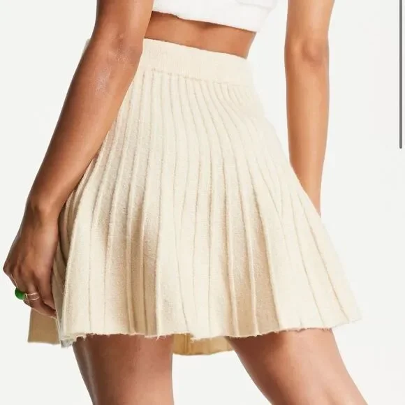 Cream Ribbed Knit Skirt - Picture 4 of 5